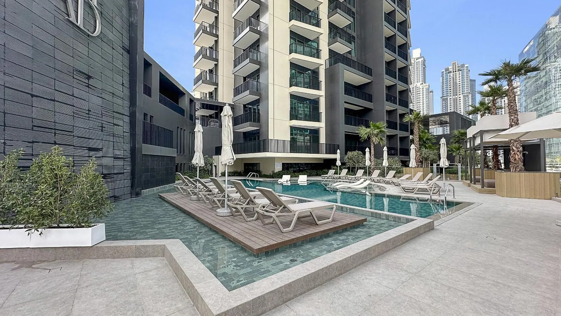 Vayk- Elegant 1 Bd In Business Bay Apartment Dubai