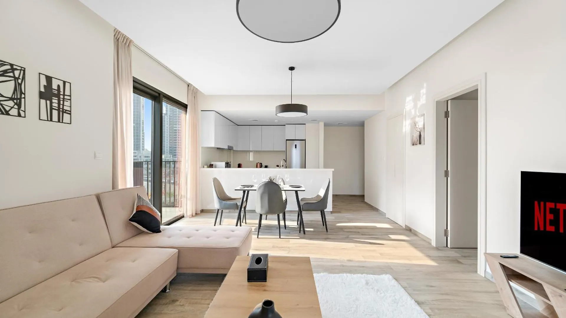 Vayk- Elegant 1 Bd In Business Bay Apartment Dubai